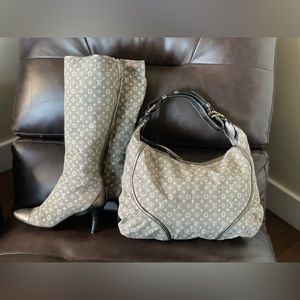 Louis Vuitton matching hand bag and boots. M95618 Manon Mini Platin
